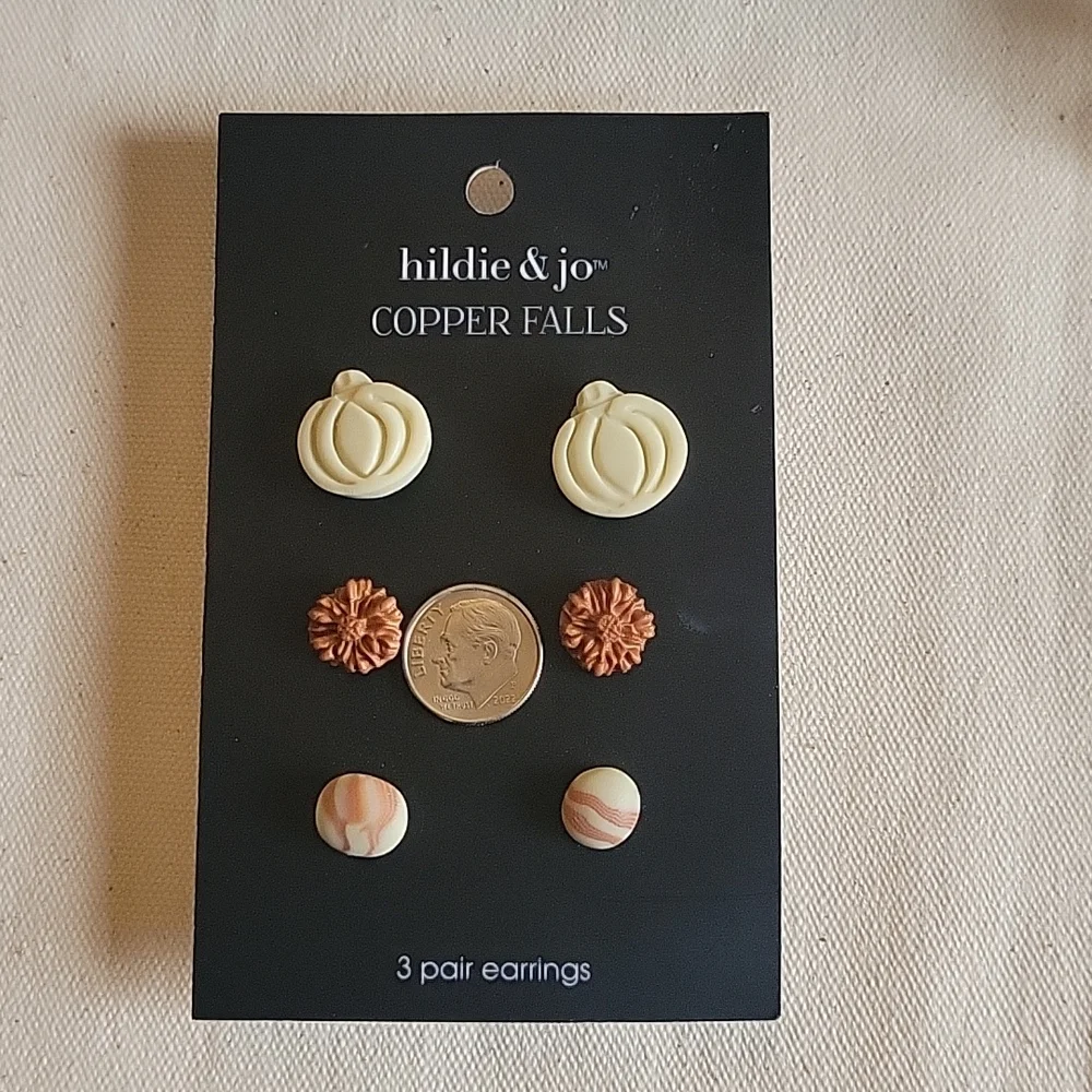 Hildie& Jo 3~Pack of Fall Post Earrings - Picture 3 of 4